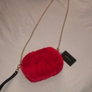 3/$25‼️ Faux fur purse